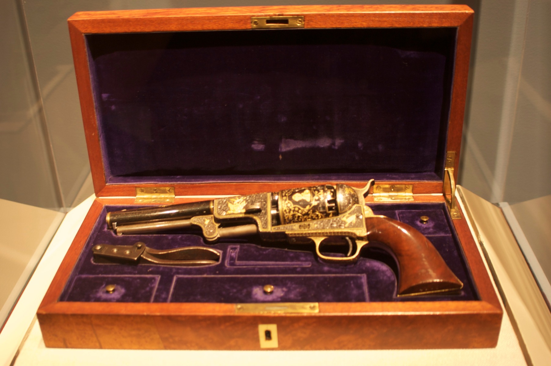1847-colt-walker-.44-black-powder-revolver.jpg