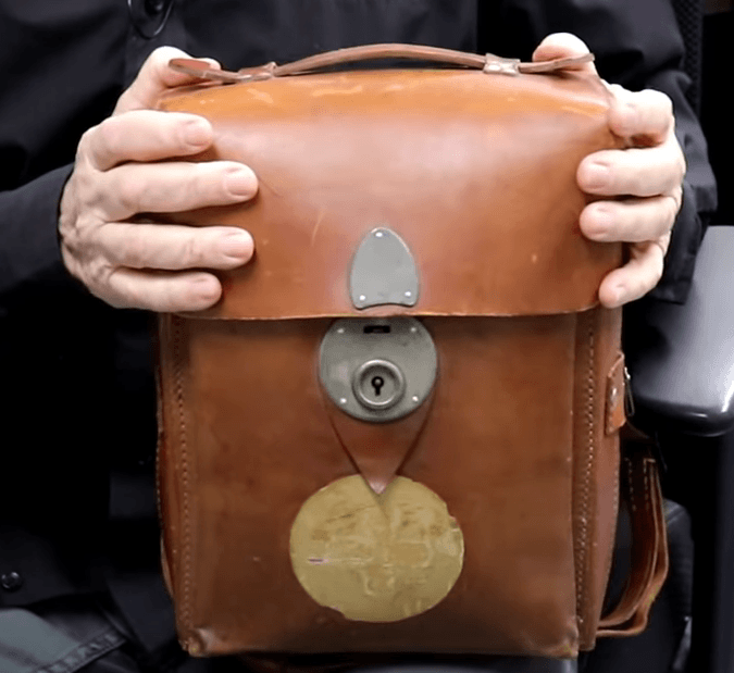 a-world-war-ii-medical-kit.png