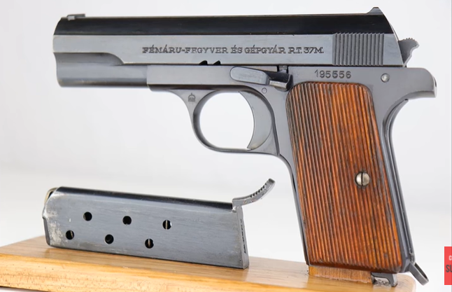 Hungarian Femaru issued to the Hungarian army , model nineteen thirty-seven